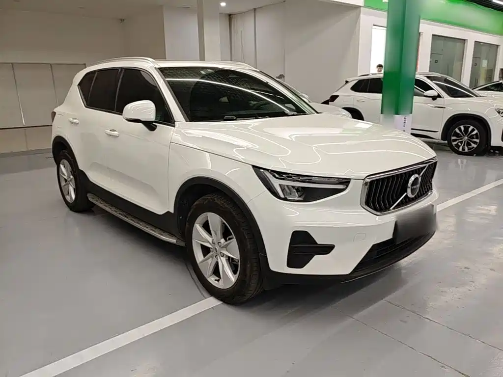 Volvo XC40 — миниатюра 4