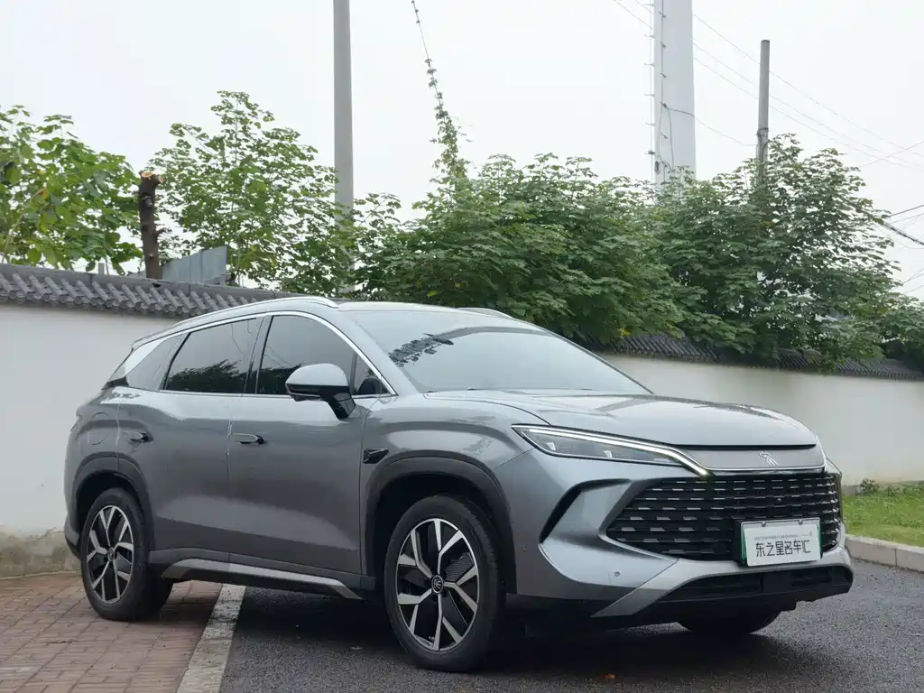 BYD L DM-i — миниатюра 3
