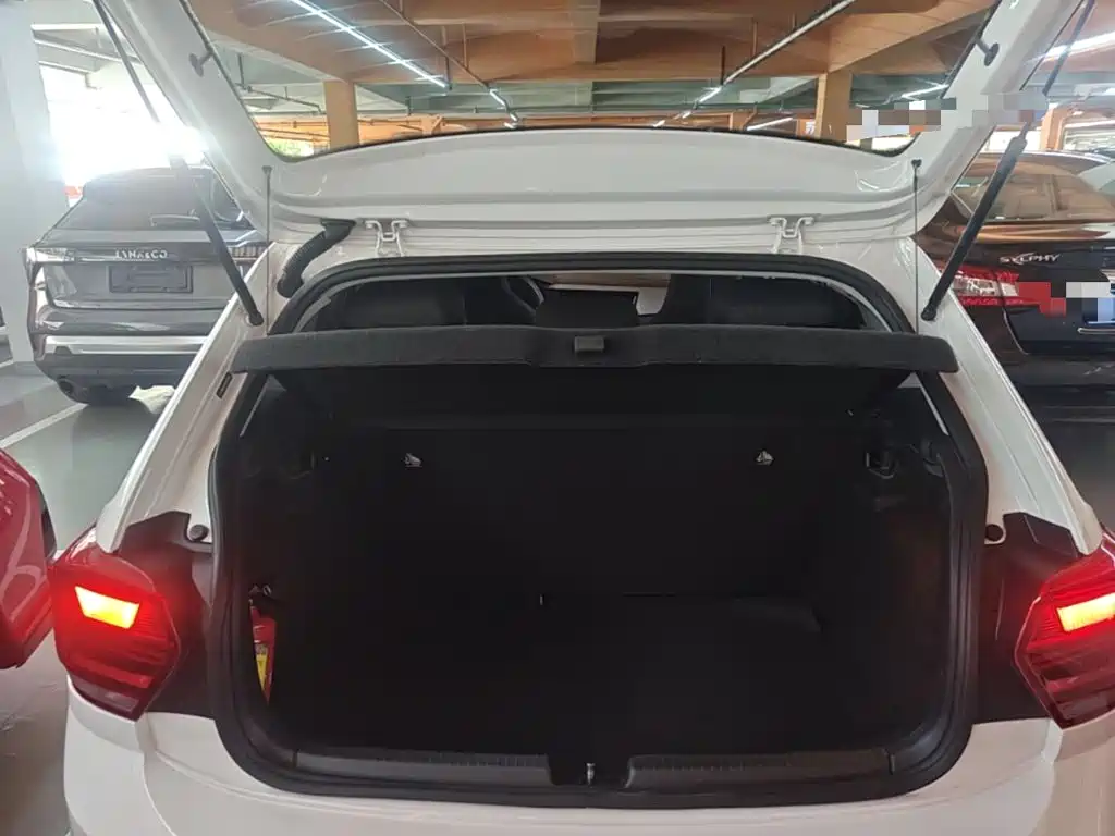 Volkswagen Polo — миниатюра 19