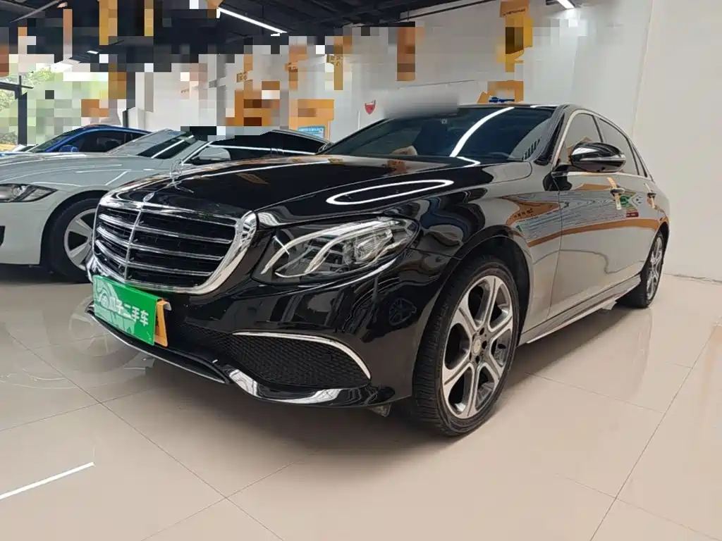 Mercedes-Benz E-Class — миниатюра 2