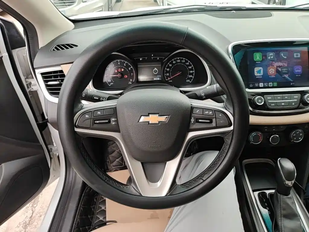 Chevrolet Monza — миниатюра 11