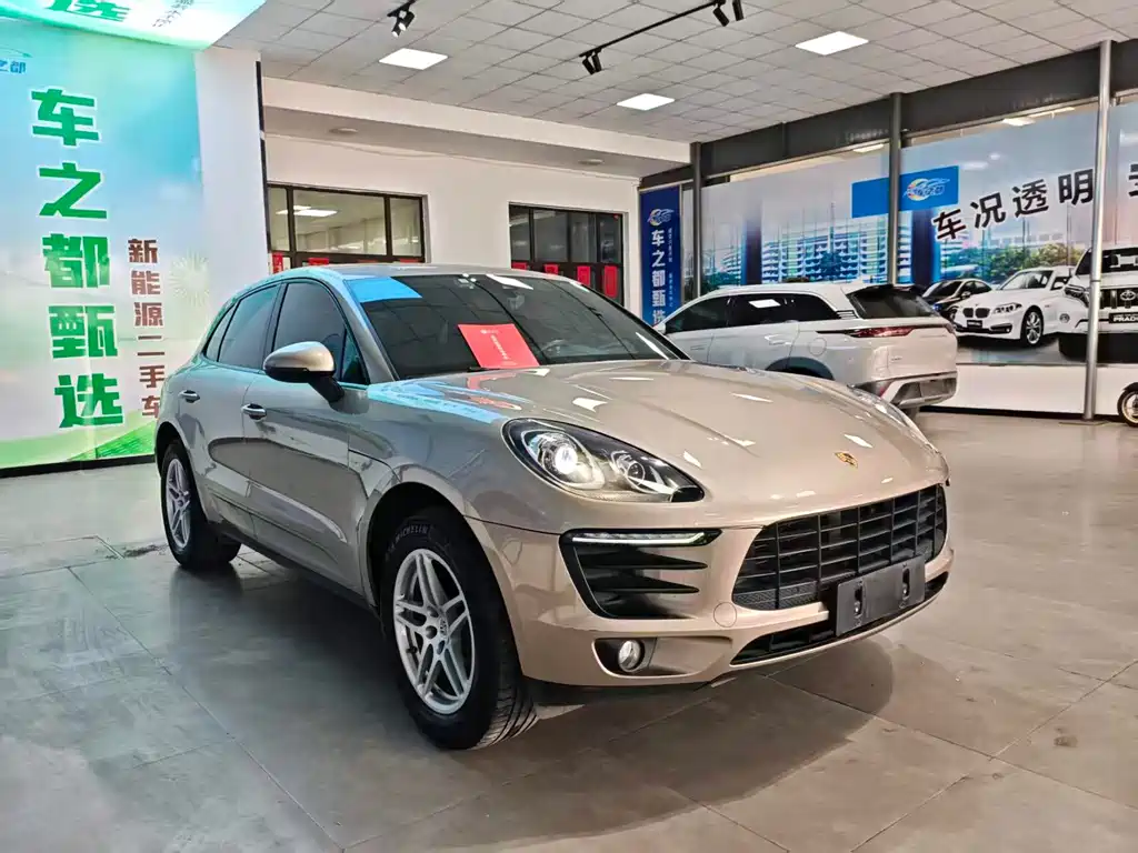 Porsche Macan — миниатюра 3