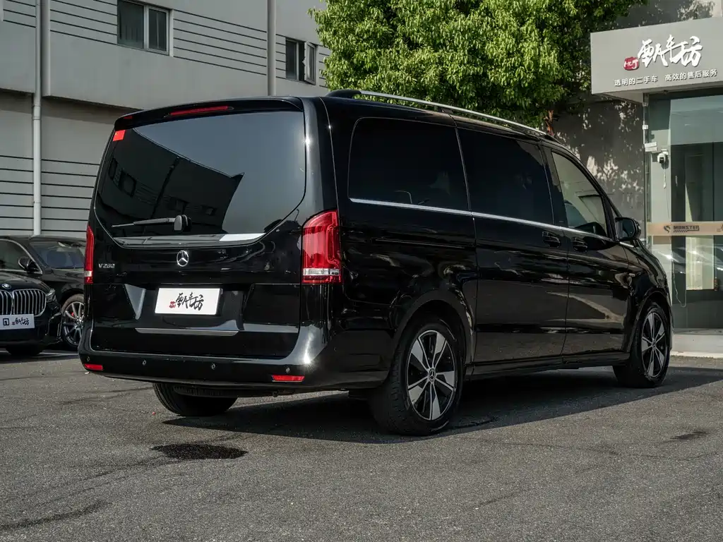 Mercedes-Benz V-Class V 2022 V 260 Luxury