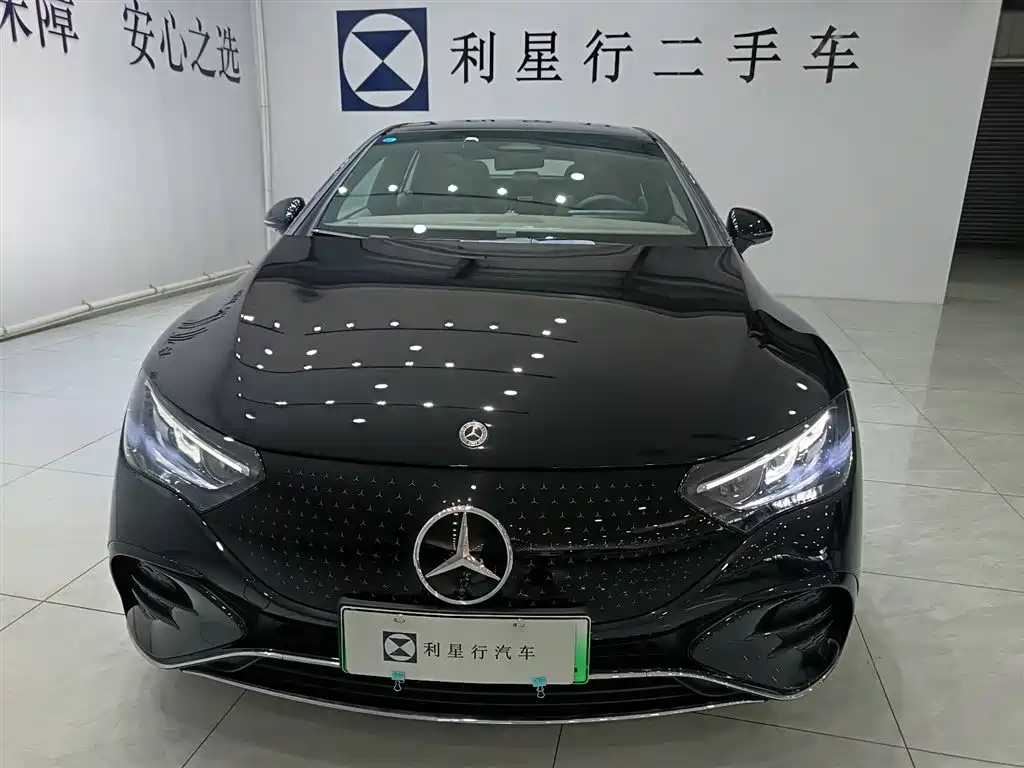 Mercedes-Benz EQE 2025 500 4MATIC