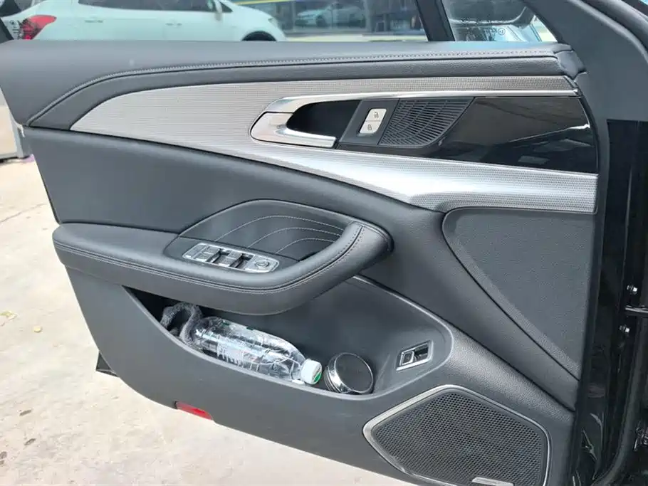 Hongqi H5 2024 1.5T DCT