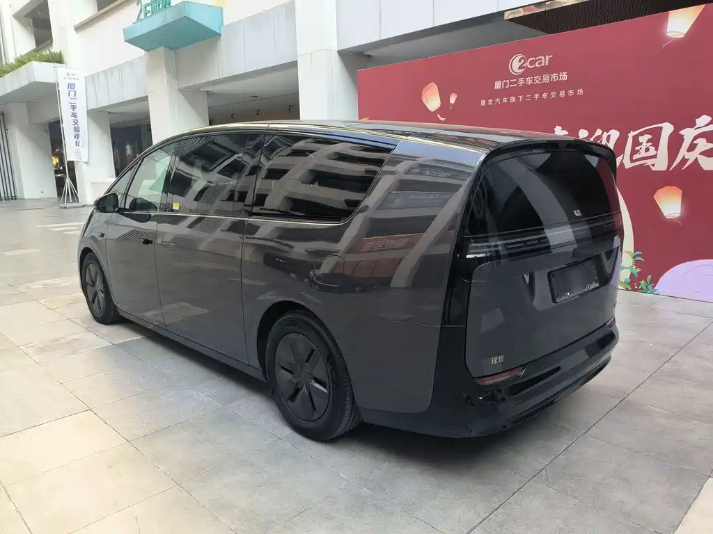 Li Auto Li MEGA — миниатюра 7