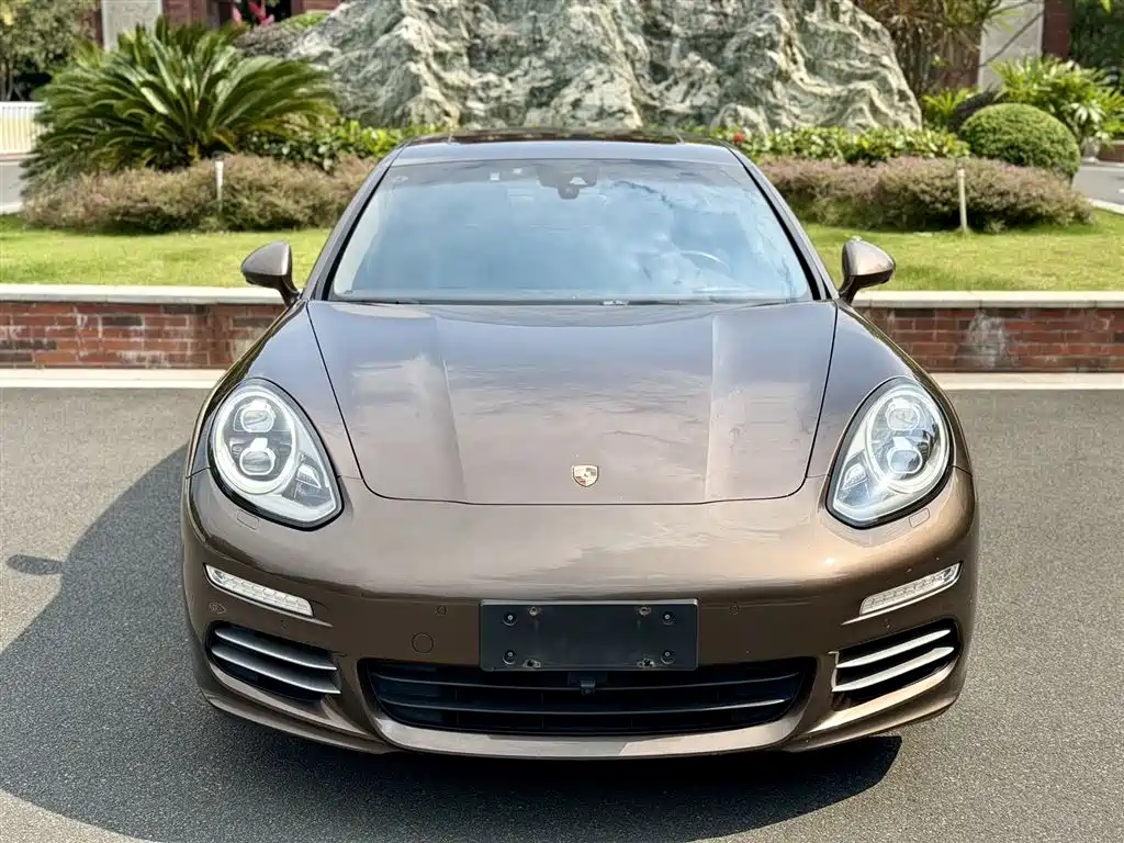 Porsche Panamera 2014 Panamera 4 Executive 3.0T