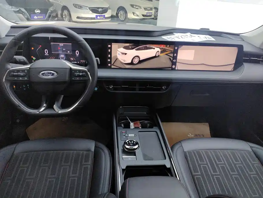 Ford Mondeo — миниатюра 12