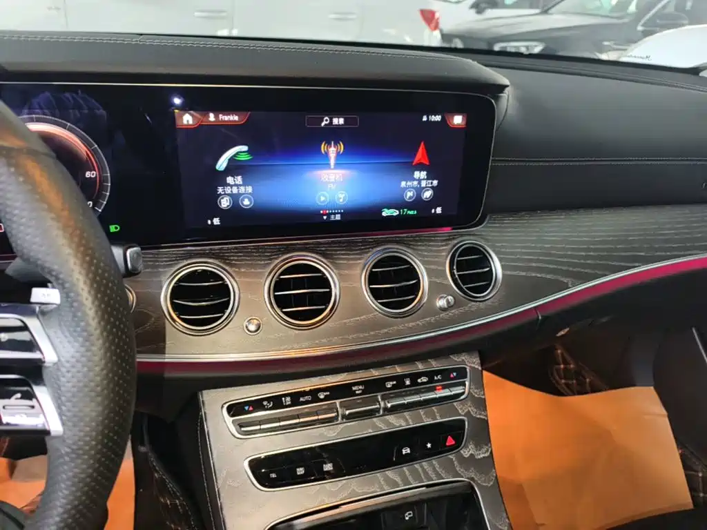 Mercedes-Benz E-Class New Energy — миниатюра 13