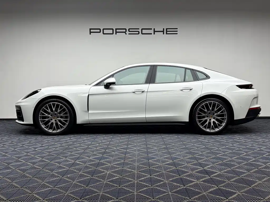 Porsche Panamera — миниатюра 14
