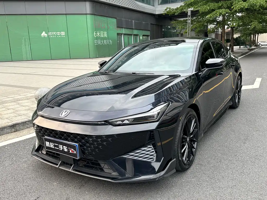 Changan UNI-V 2024
