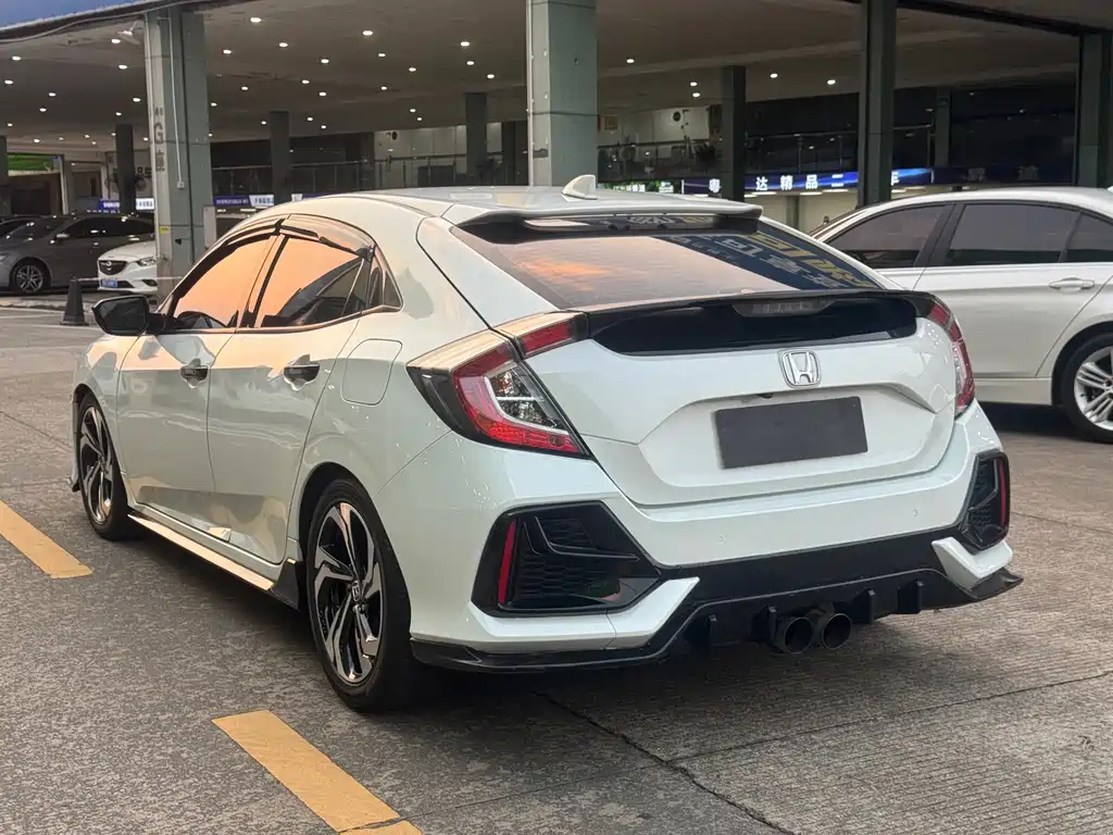 Honda Civic — миниатюра 10