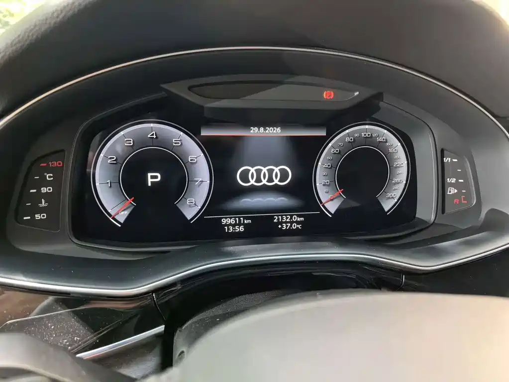 Audi Q7 — миниатюра 13