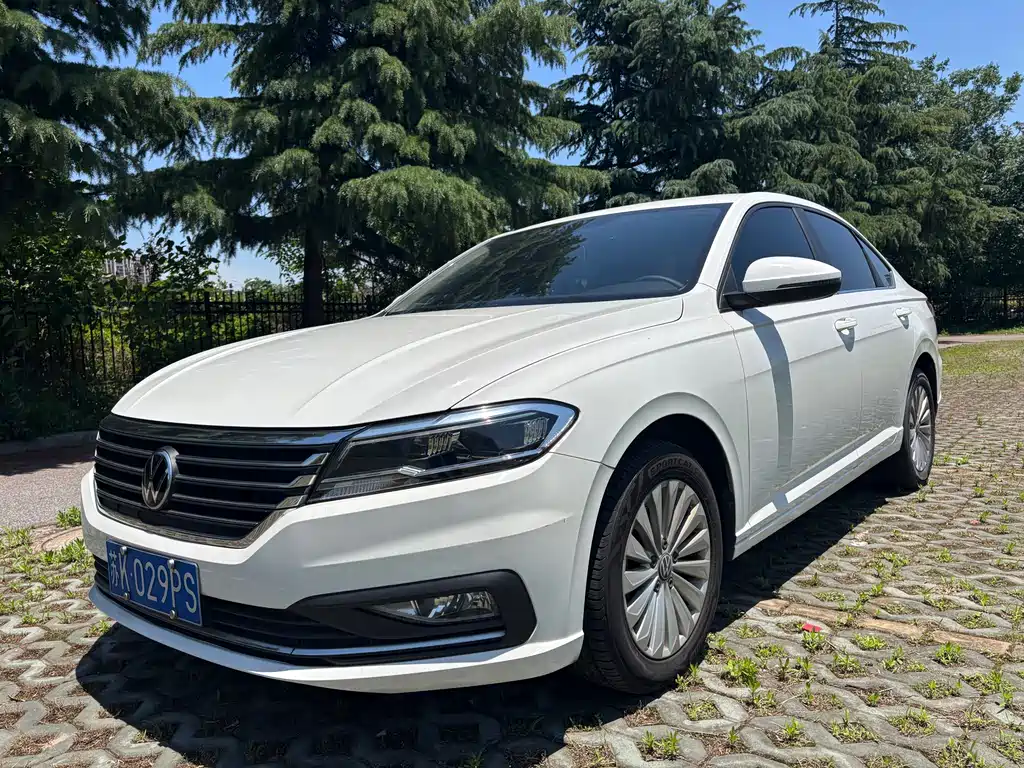 Купить Volkswagen Lavida