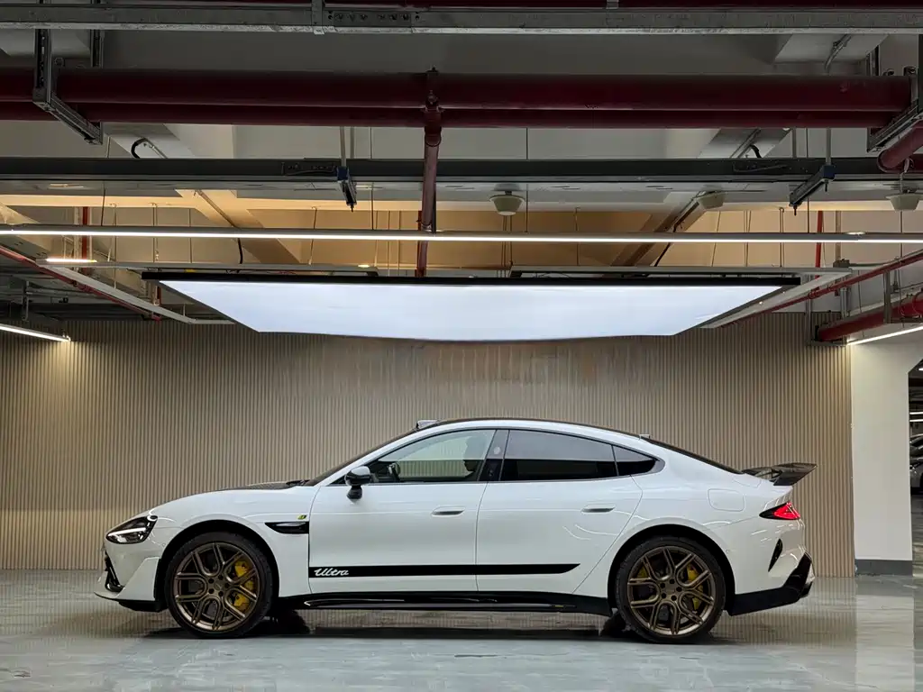 XIAOMI CAR XIAOMI SU7 ULTRA