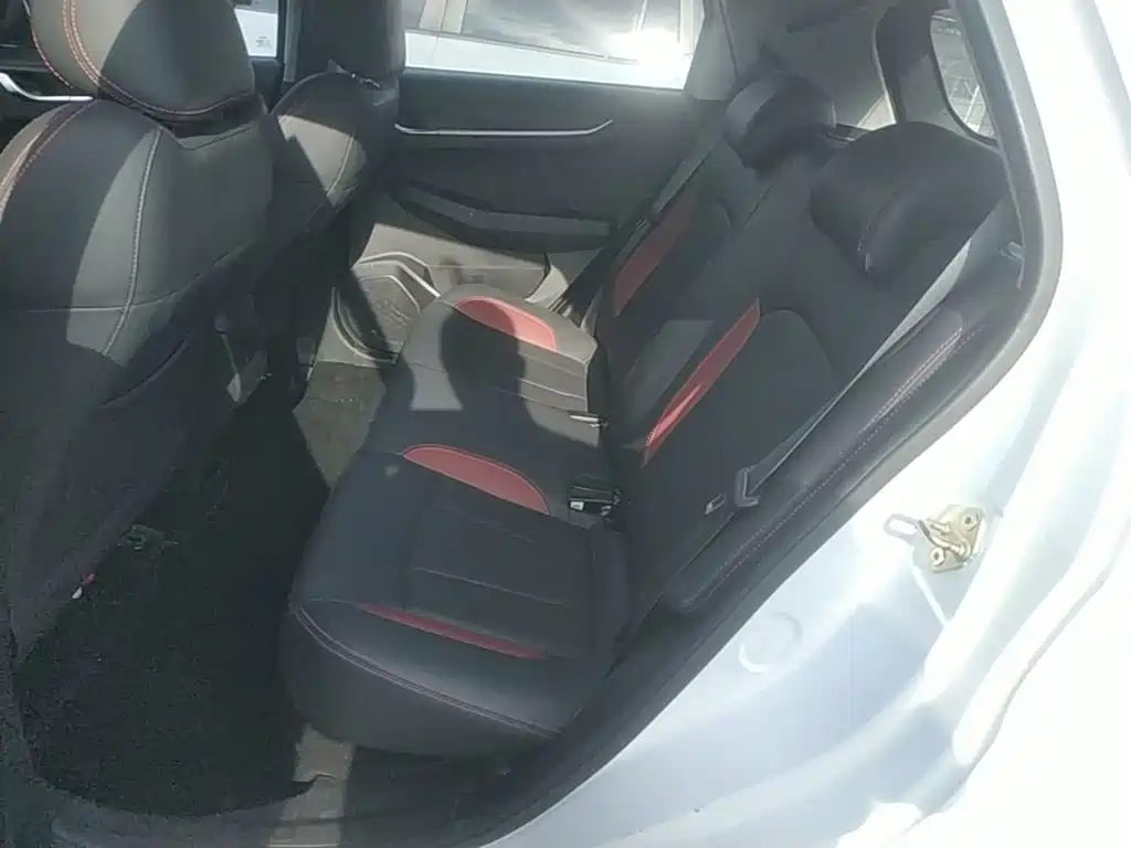 Geely Vision X3 — миниатюра 17