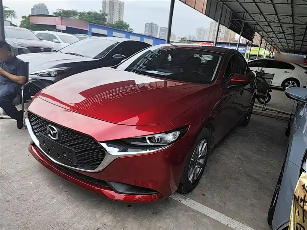 Купить Mazda 3 Axela