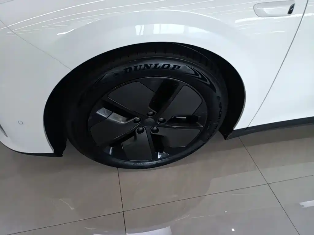 Li Auto Идеальный i6 — миниатюра 23
