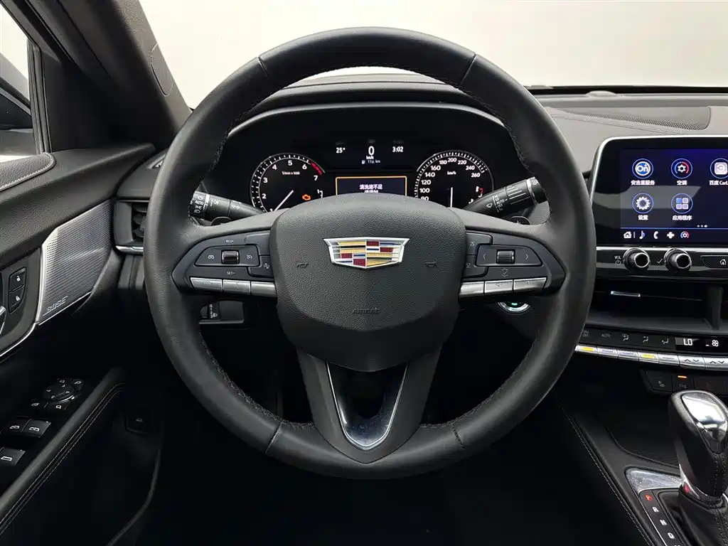 Cadillac CT4 2022 28T Luxury