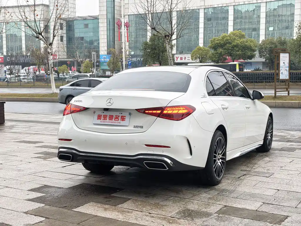 MERCEDES-BENZ C CLASS