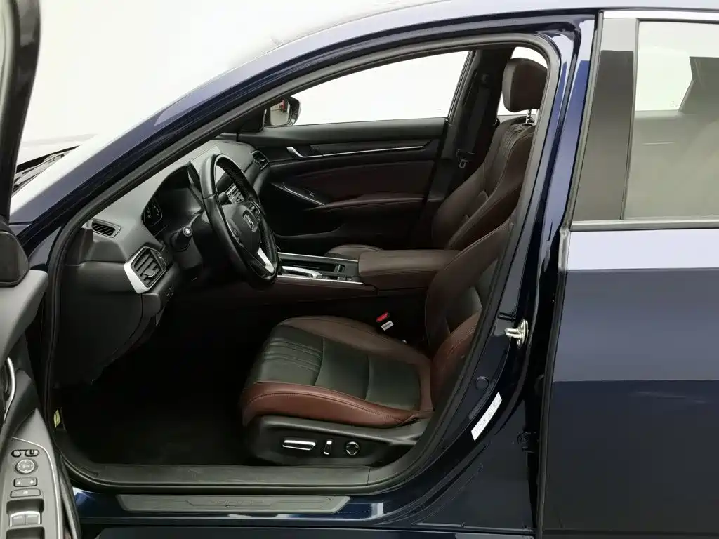 Honda Inspire — миниатюра 10