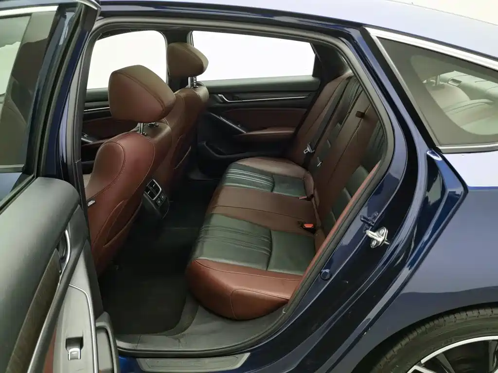 Honda Inspire — миниатюра 15