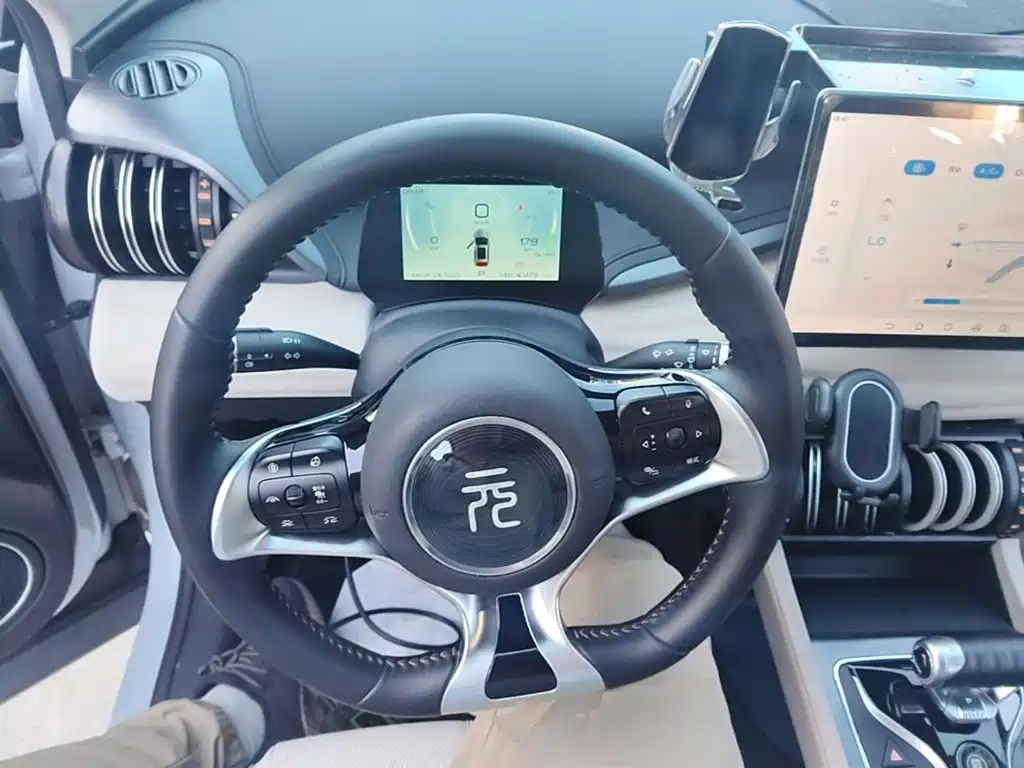 BYD Yuan Plus — миниатюра 11
