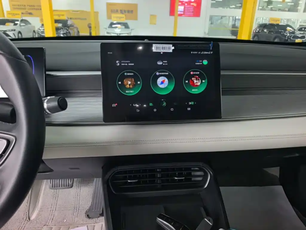 BYD Seal 05 DM-i — миниатюра 13