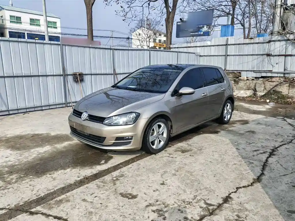 Купить Volkswagen Golf