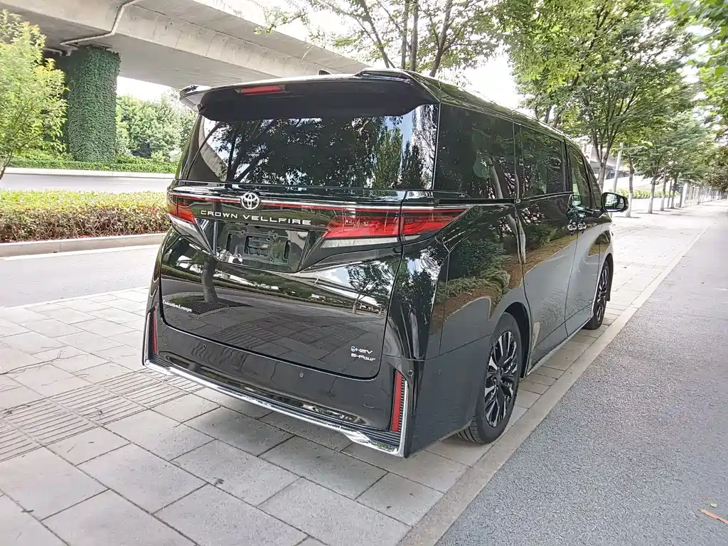Toyota Vellfire 2024 2.5L Executive