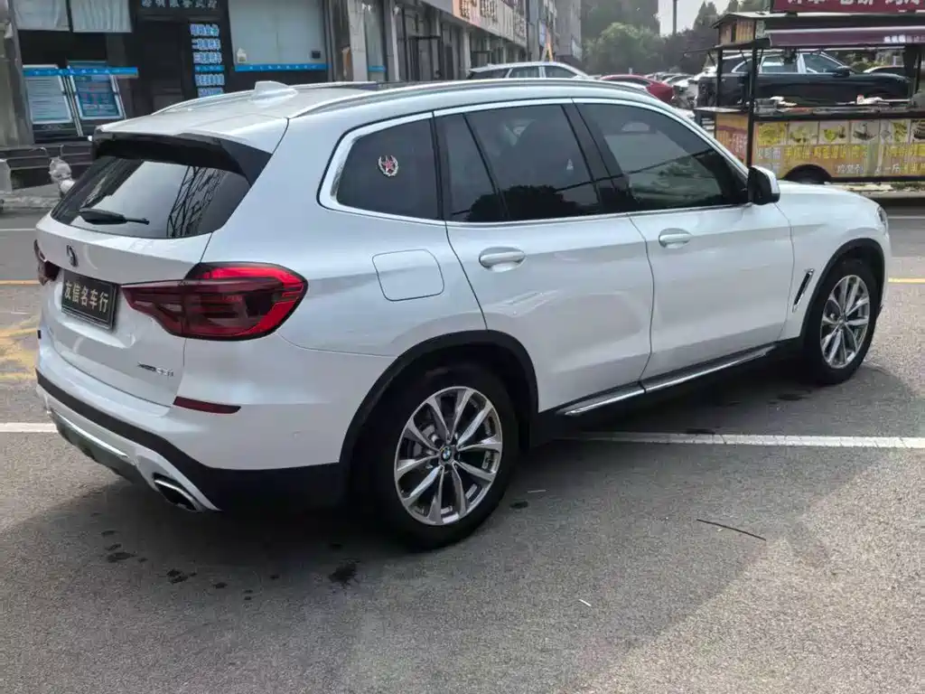 BMW X3 — миниатюра 5
