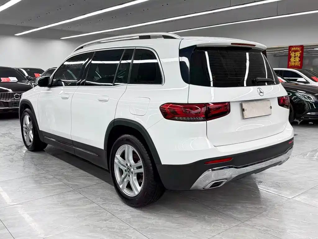 Mercedes-Benz GLB — миниатюра 4