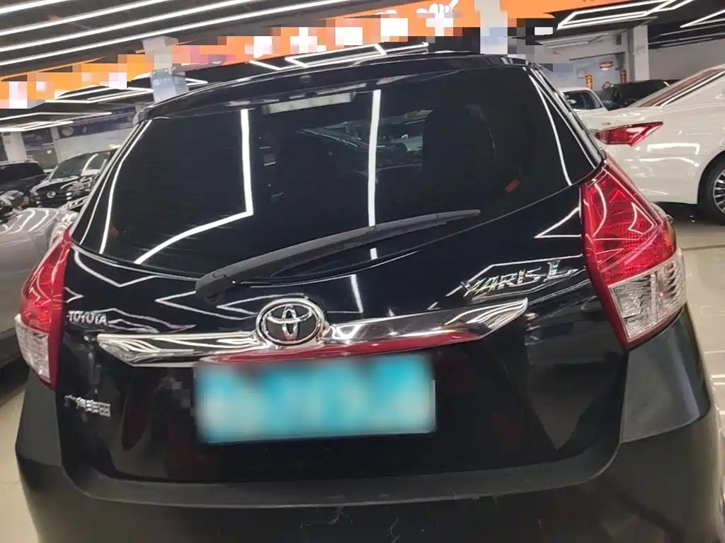 Toyota Yaris L — миниатюра 6