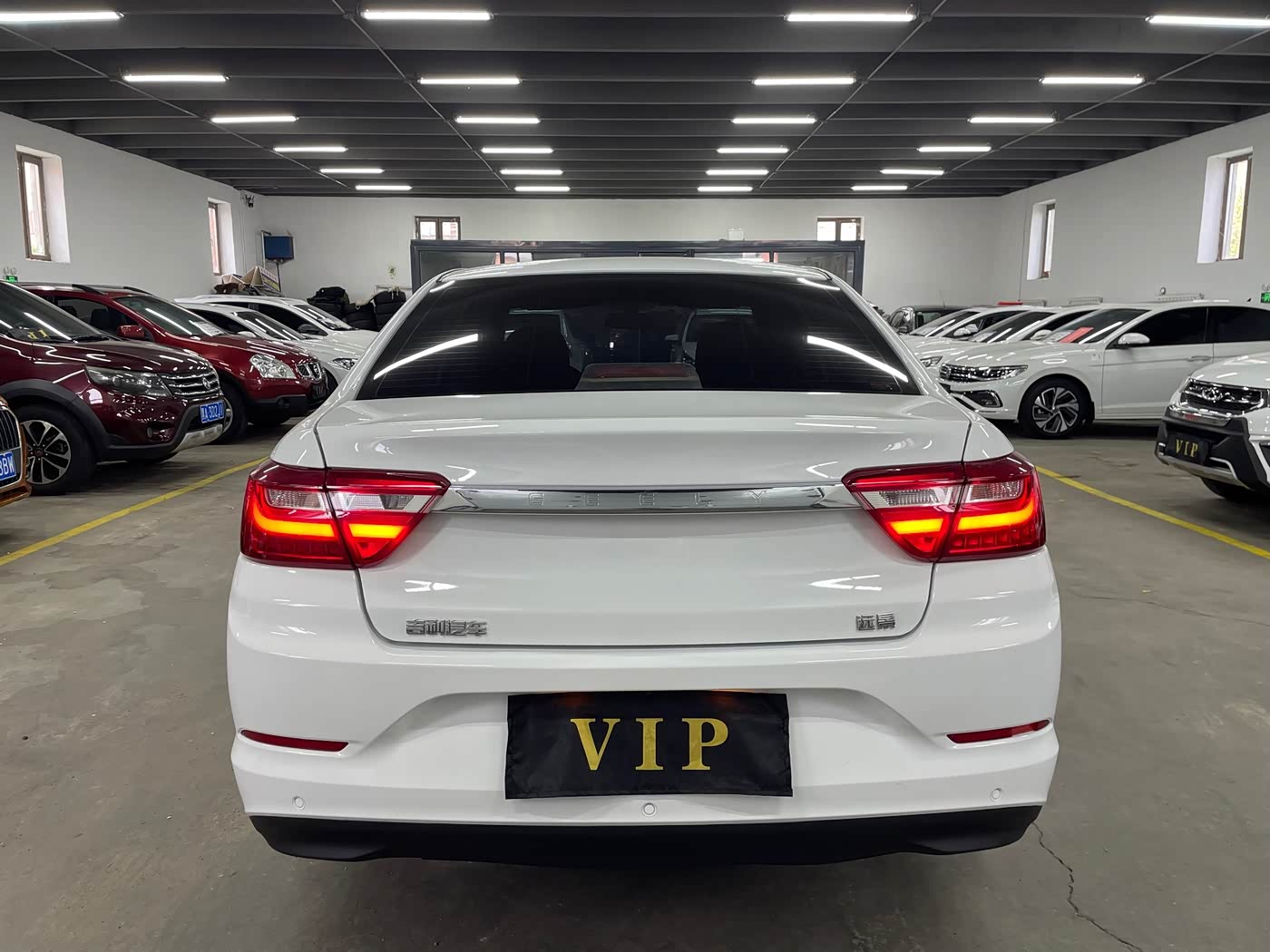 Geely Vision 1.5 л 2021 г. Белый, пробег 50000 км