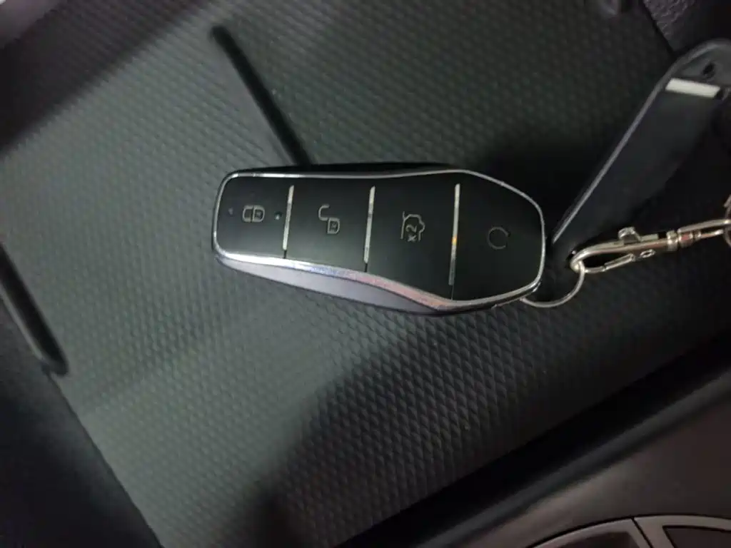 BYD Seal 05 DM-i — миниатюра 9