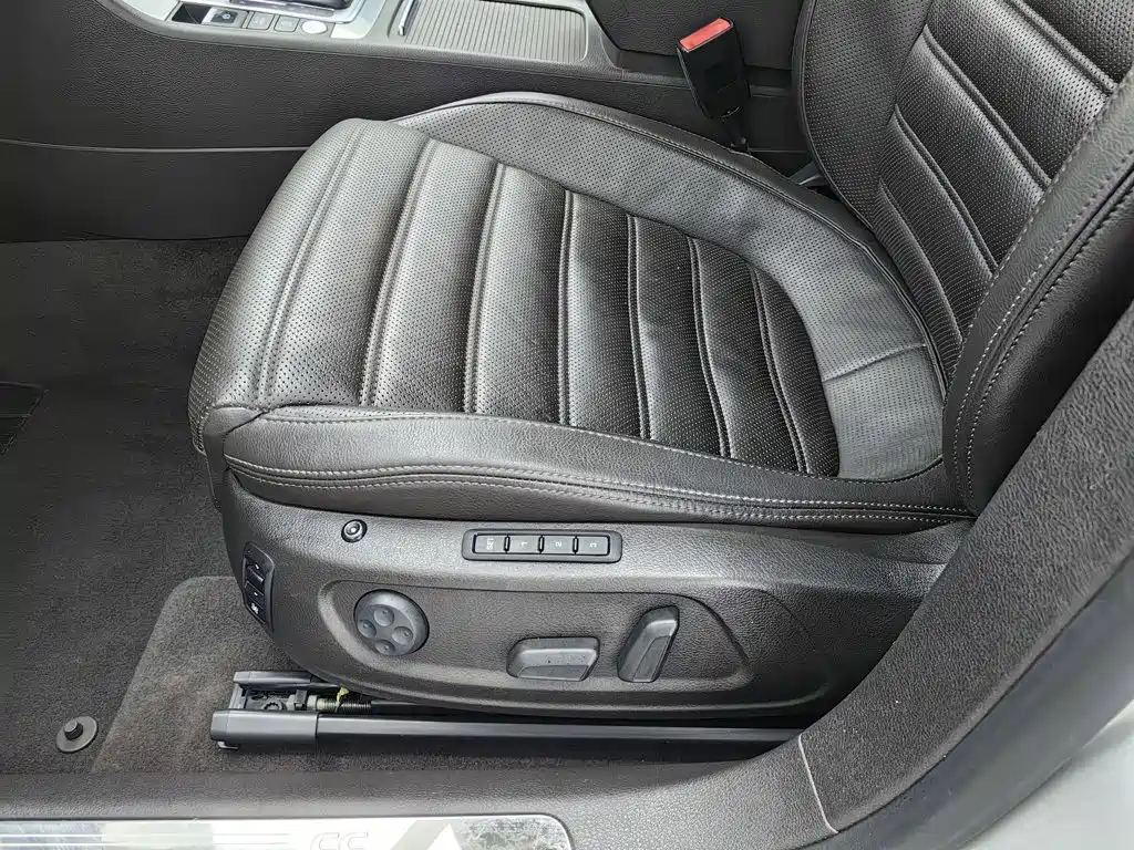 Volkswagen CC — миниатюра 20