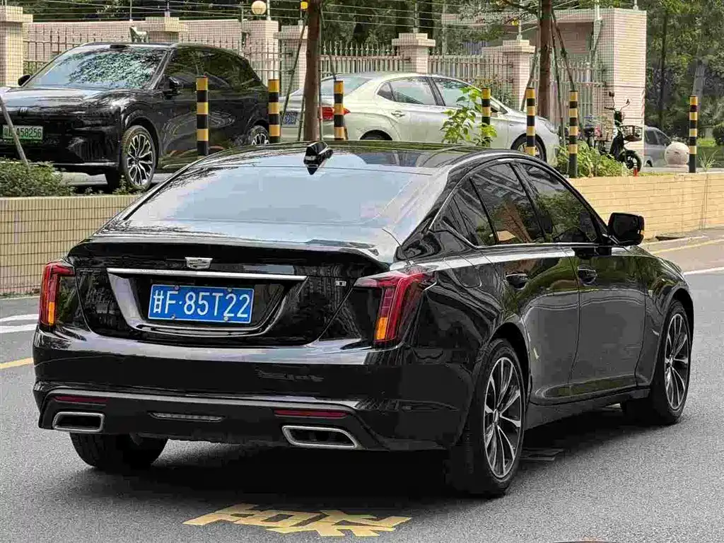 Cadillac CT5 — миниатюра 3