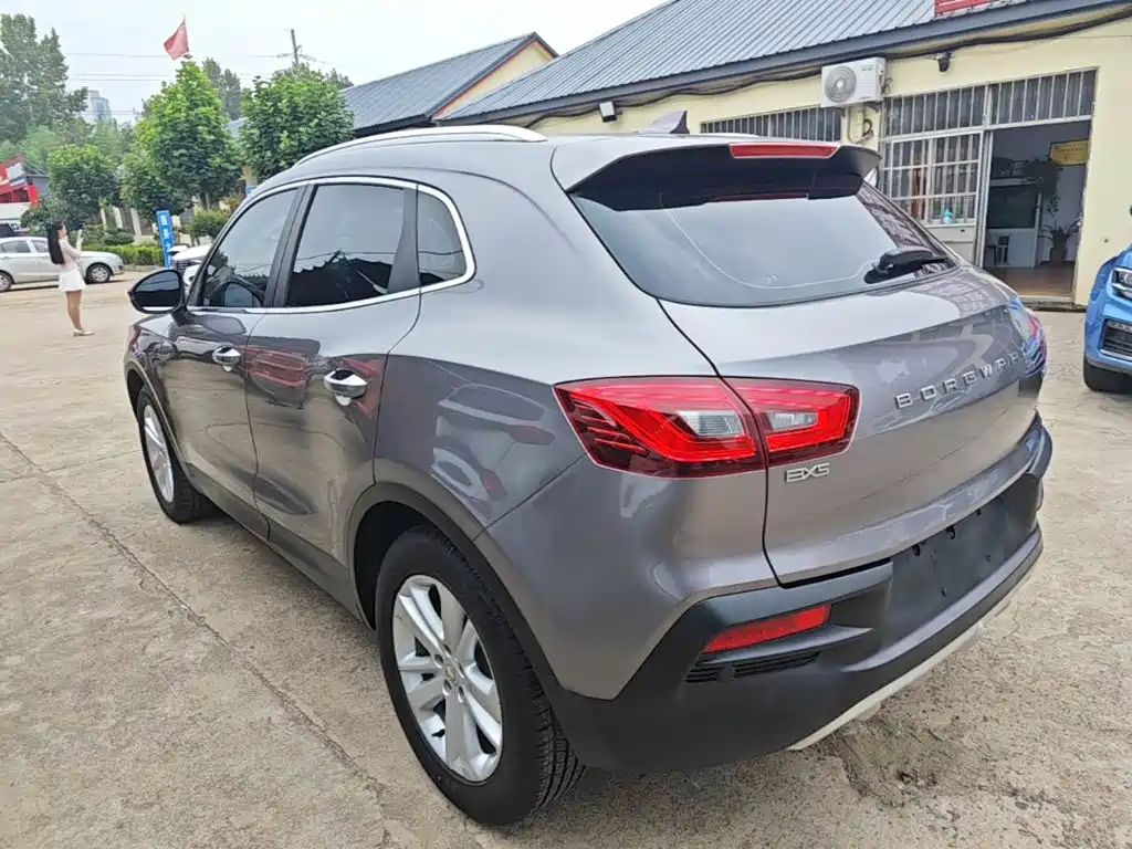 Borgward BX5 — миниатюра 5