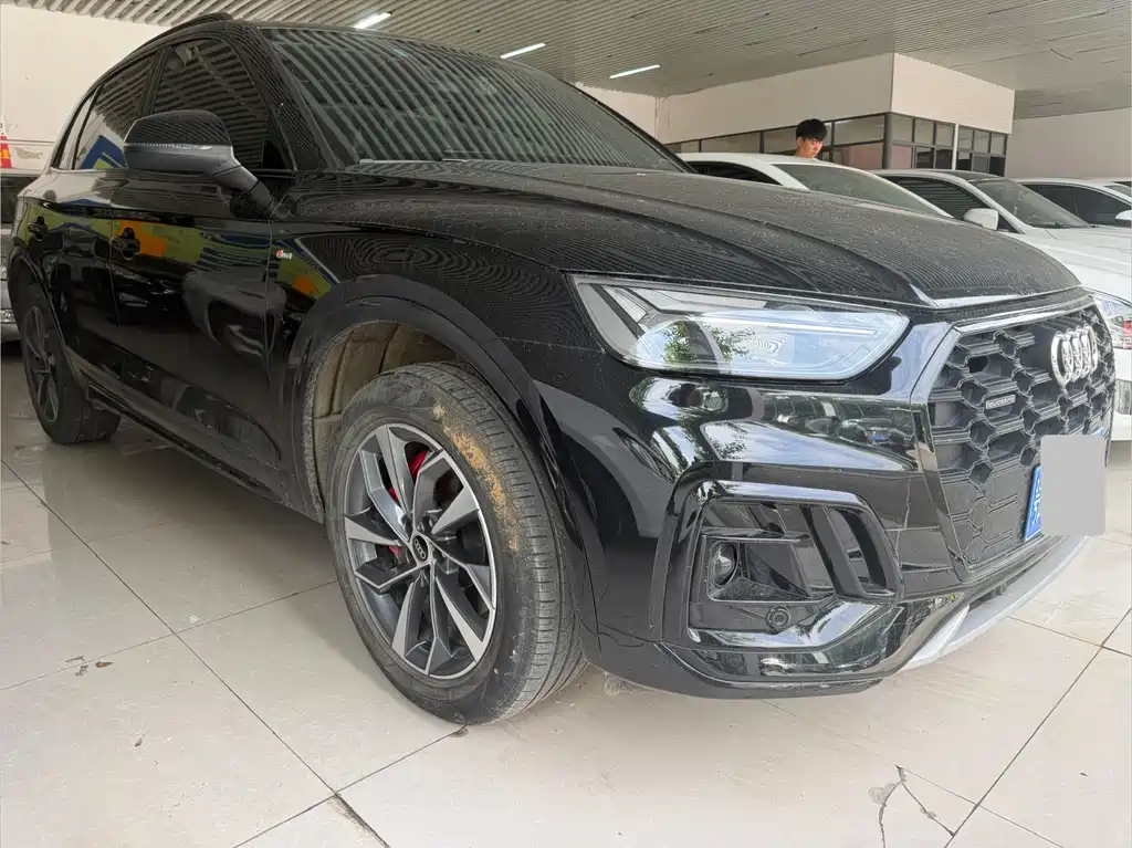 Audi Q5L 2024