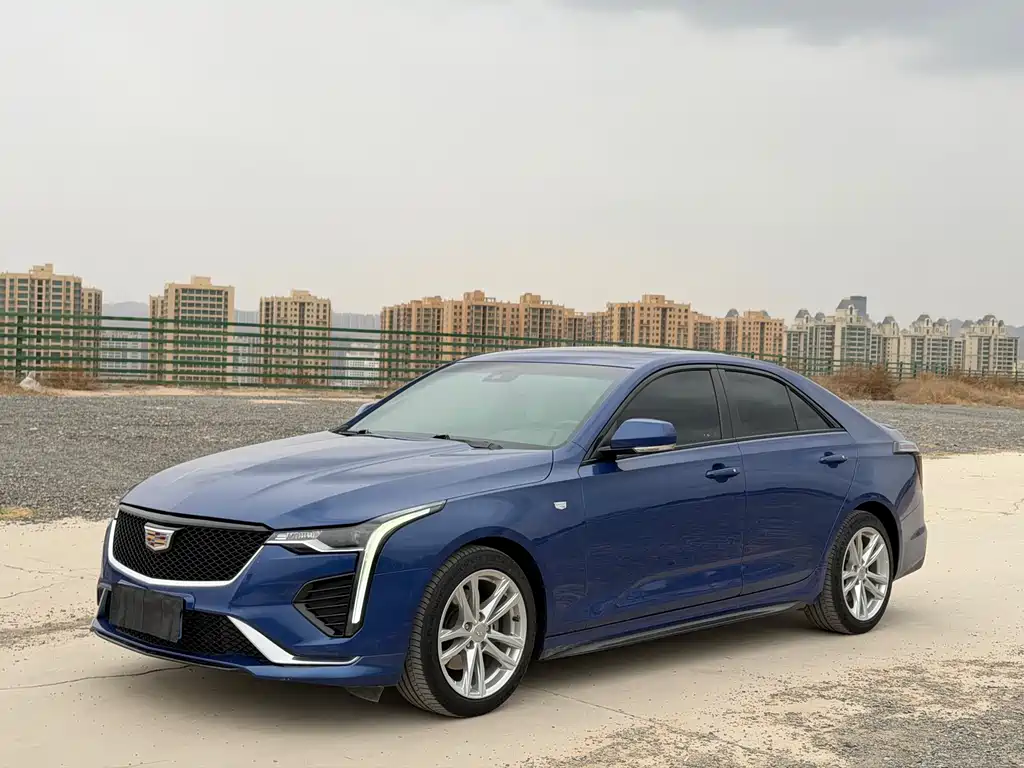 Cadillac CT4 2021