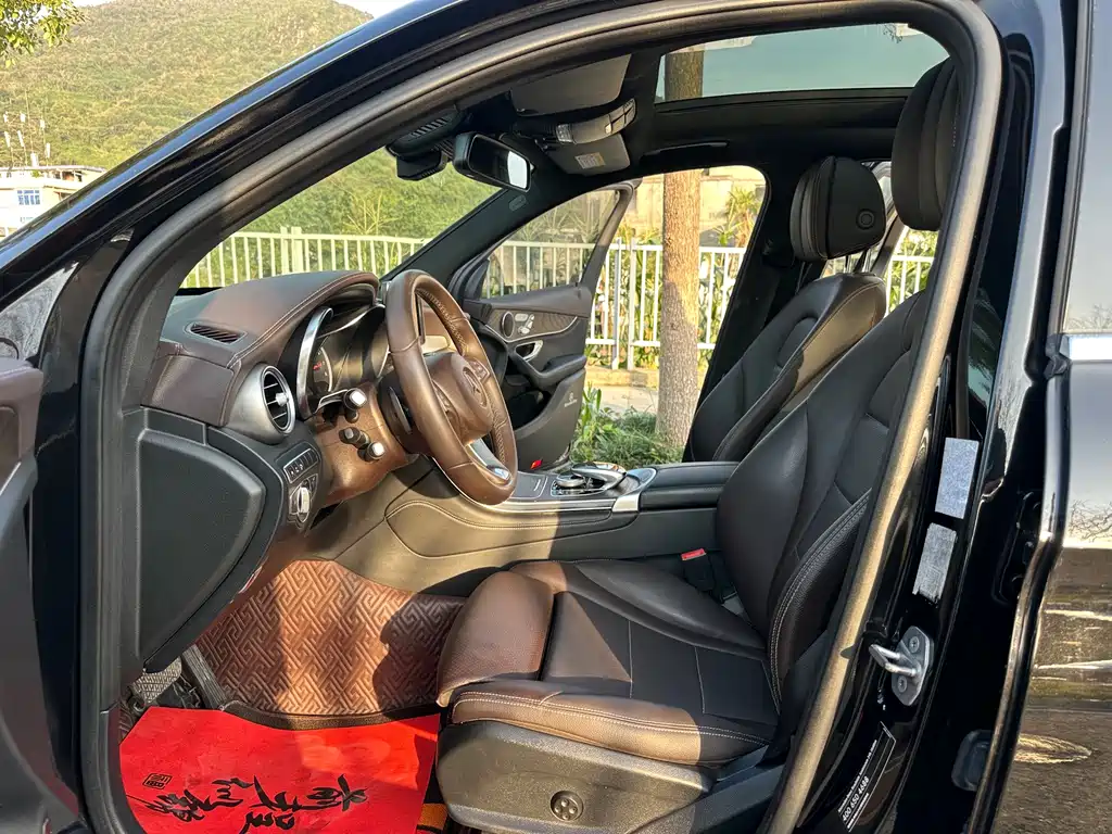 Mercedes-Benz GLC — миниатюра 7