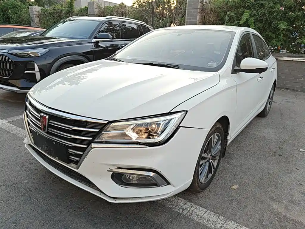 Roewe i5 2019