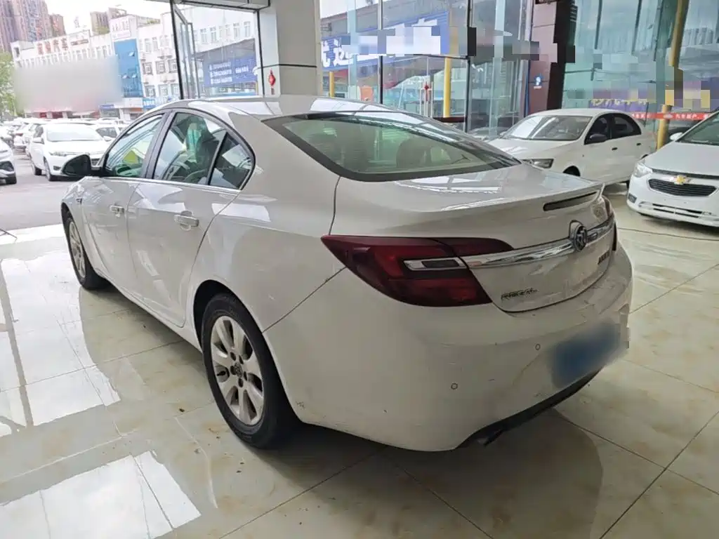 Buick Regal — миниатюра 5