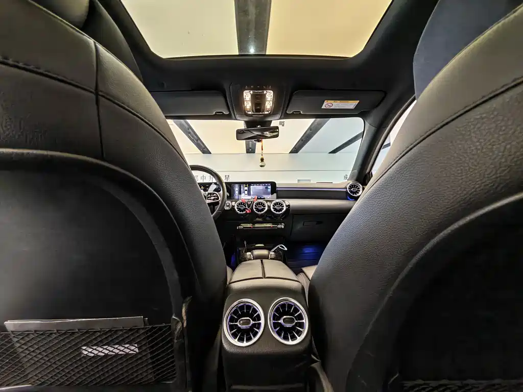 Mercedes-Benz A-Class — миниатюра 15