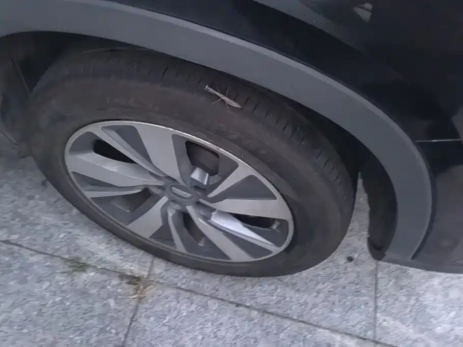 Geely Haoyue — миниатюра 6