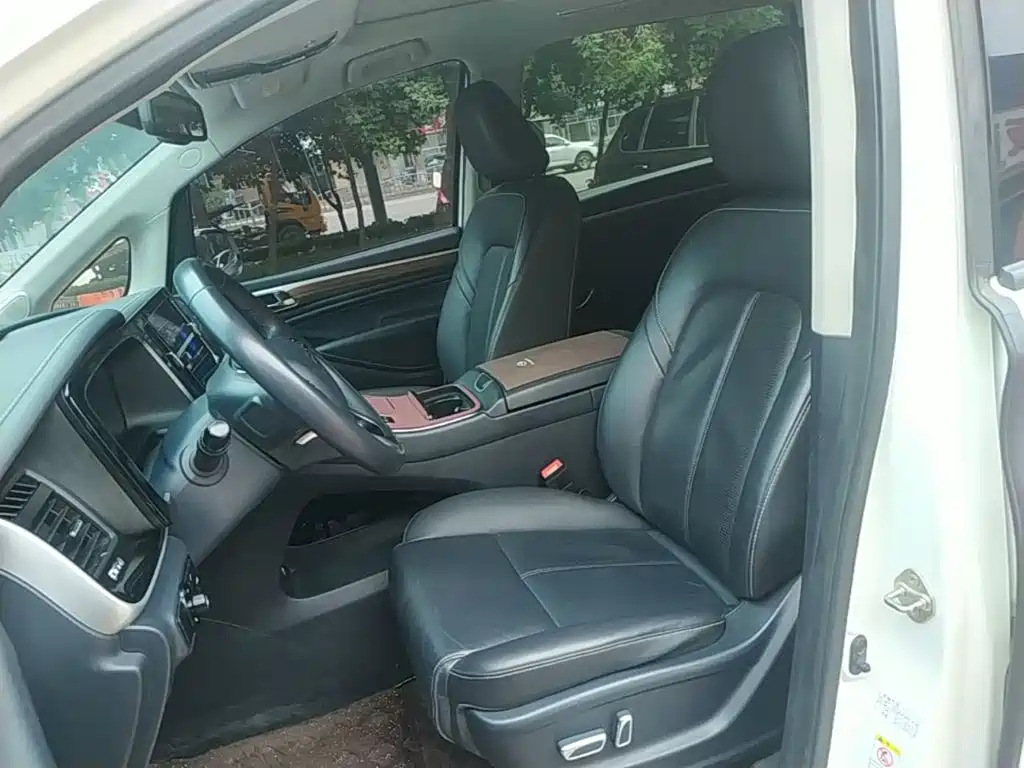 GAC Motor Trumpchi M8 — миниатюра 15