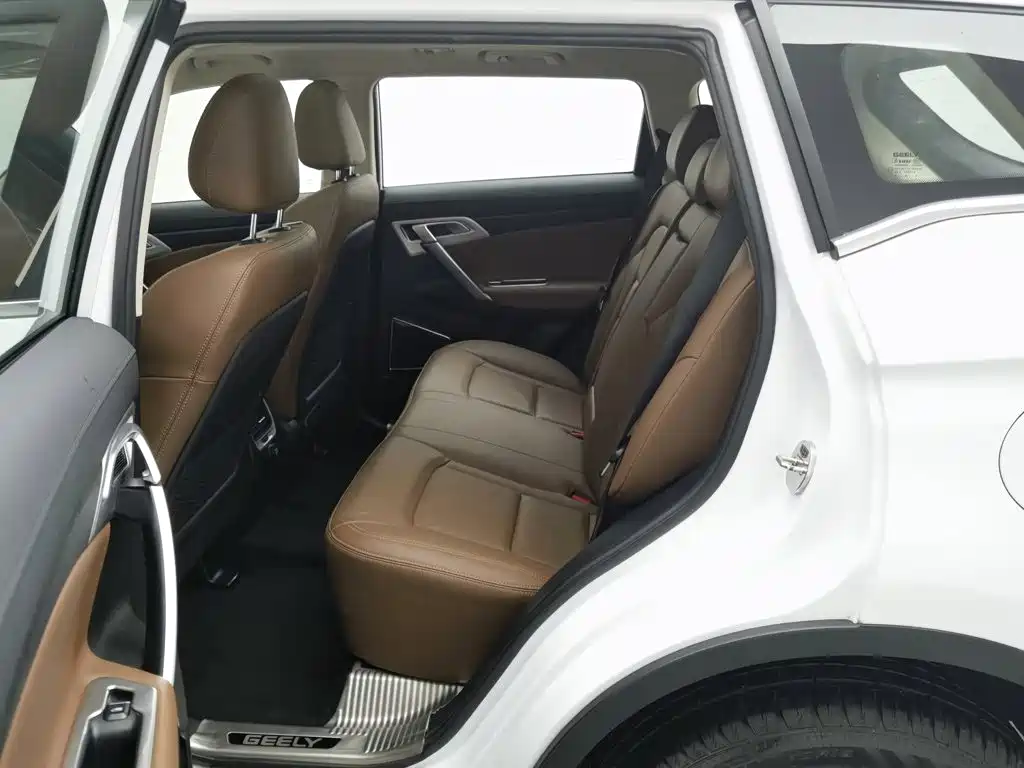 Geely Boyue — миниатюра 15