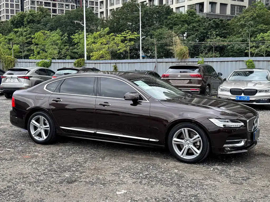 Volvo S90 2020 T5 Luxury