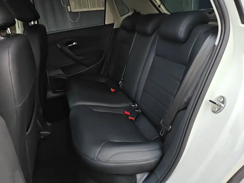 Volkswagen Polo — миниатюра 17