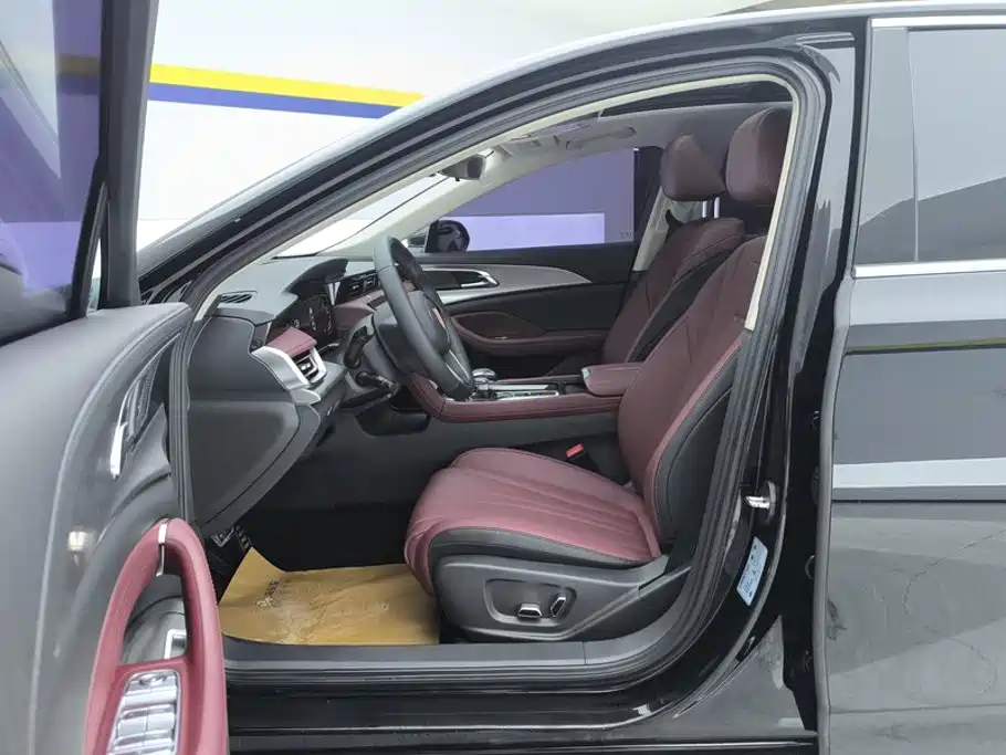 Hongqi Hongqi H5 — миниатюра 9